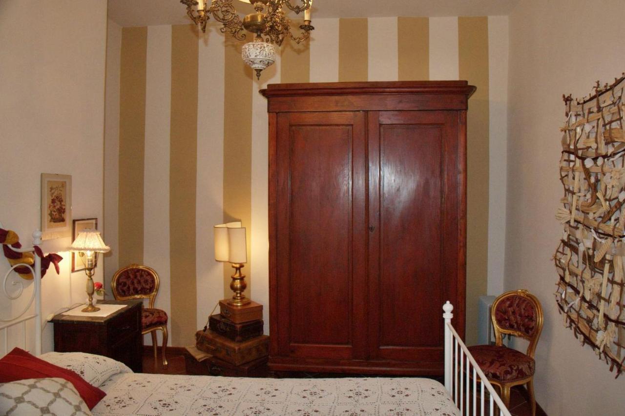 B&B Rosso Baccara Montevettolini Exterior photo
