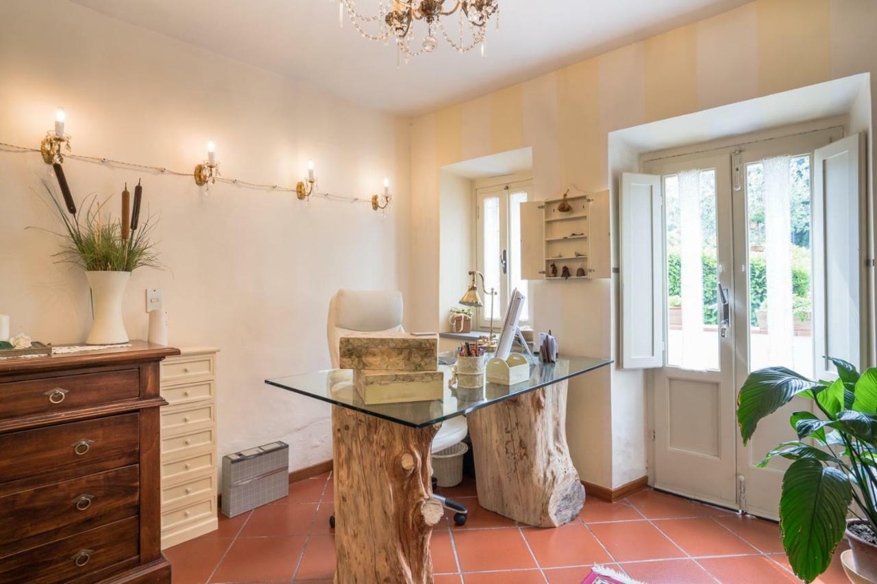 B&B Rosso Baccara Montevettolini Exterior photo