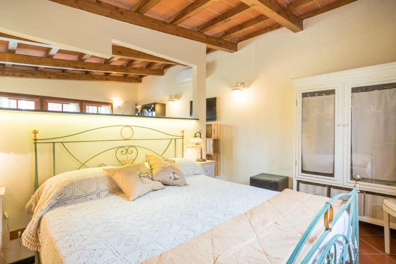 B&B Rosso Baccara Montevettolini Exterior photo